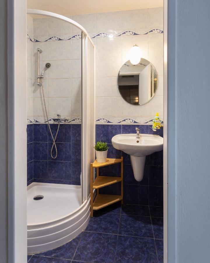Welcoming Flat In Vinohrady By Prague Days Apartamento Exterior foto