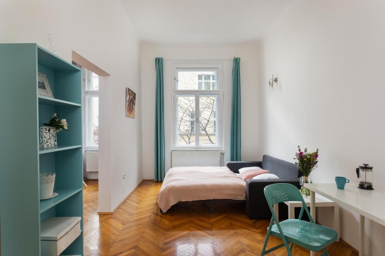 Welcoming Flat In Vinohrady By Prague Days Apartamento Exterior foto